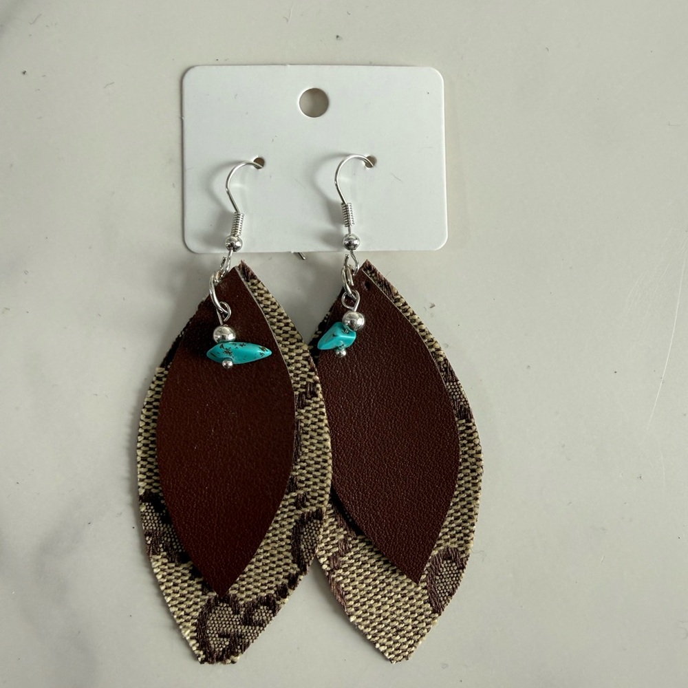 Gucci upcycled Brown and Tan Leaf Earrings with Turquoise Accent hook brand new - Picture 3 of 4